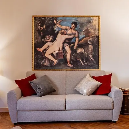 1 Minute From Piazza Maggiore Romance & Art Apartman